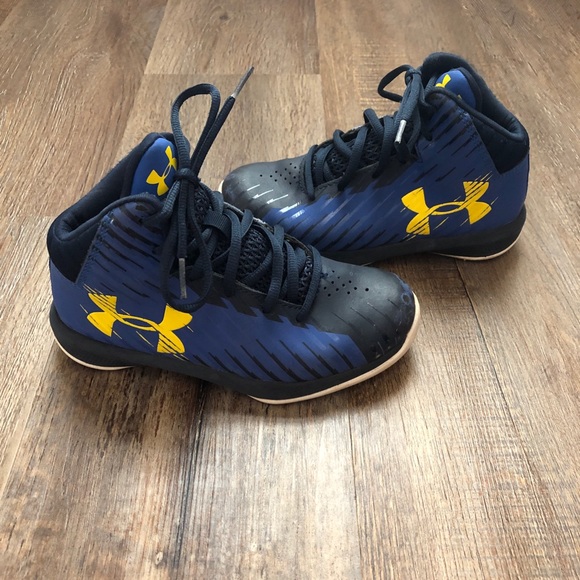 steph curry's tennis shoes
